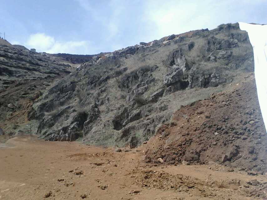 壩坡防浪護(hù)坡土工膜施工過程 土工膜價格貴嗎？